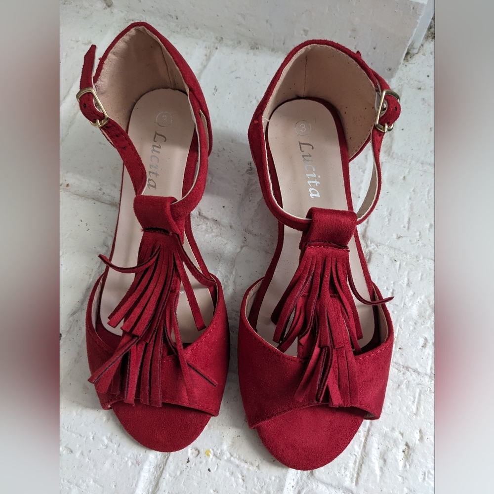 Lucita Girl Shoes
